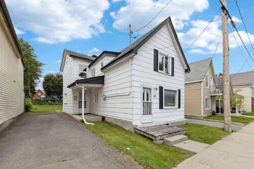 55, Rue St-Henri, Gatineau (Hull)