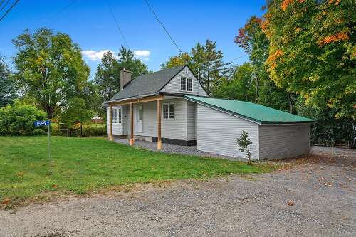 1565, Route 148, Pontiac